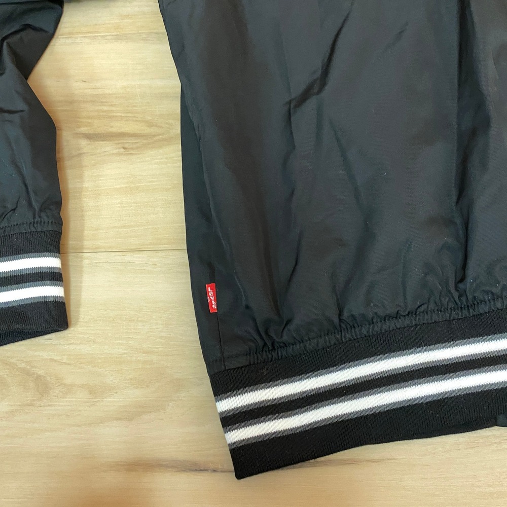 Levis Mens Water Resistant Varsity Bomber Jacket Black Medium NEW $118 - Picture 9 of 10